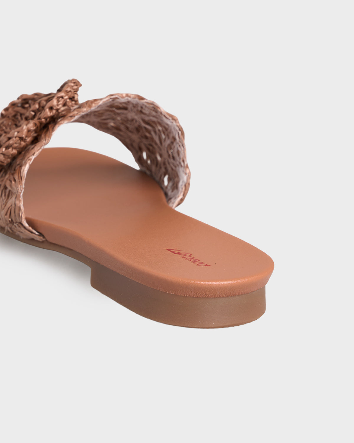 #color_brown